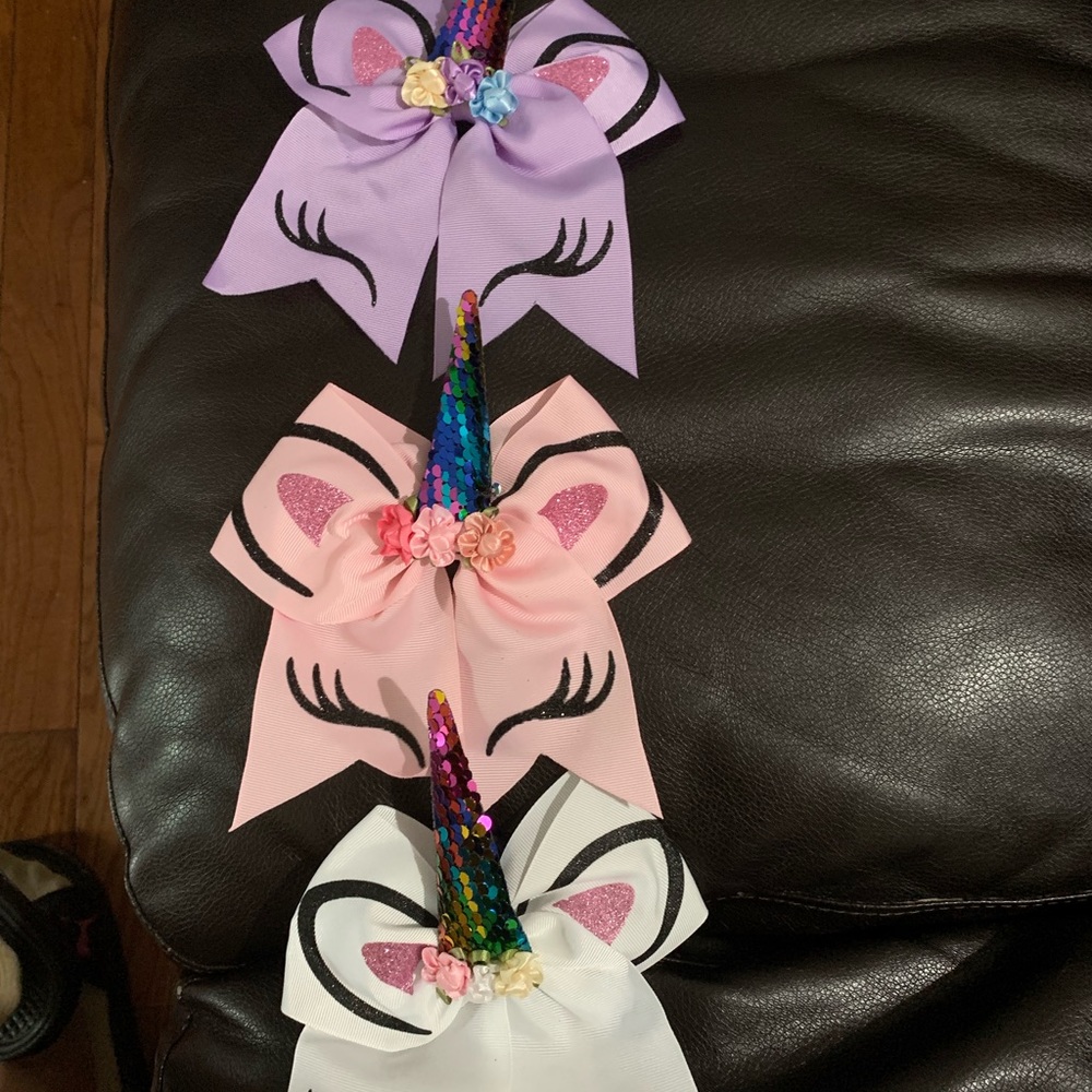 3 unicorn hair bows